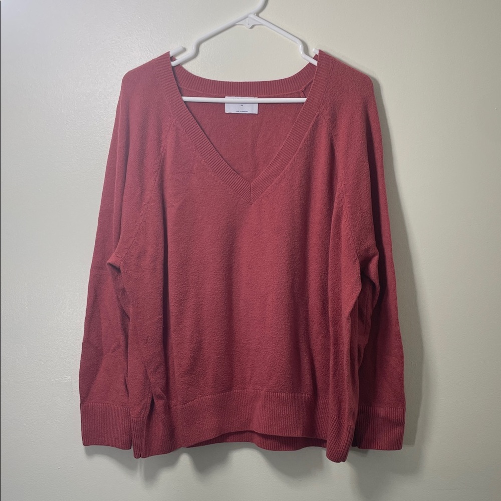 Old Navy Women's V-Neck Sosoft Sweater in Rosewood Red -2X